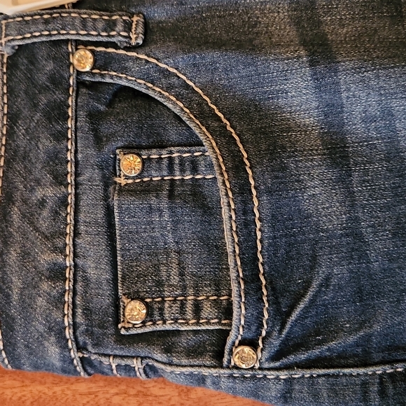 EARL JEANS - Picture 4 of 12